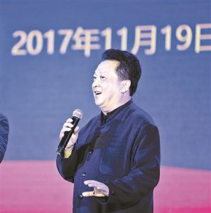 怎么练高音男声 男生高音每日练声方法